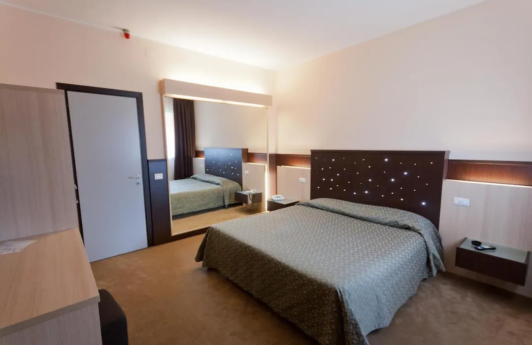Hotel Campana-1
